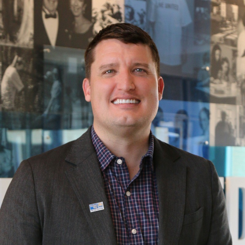 1699992673985
