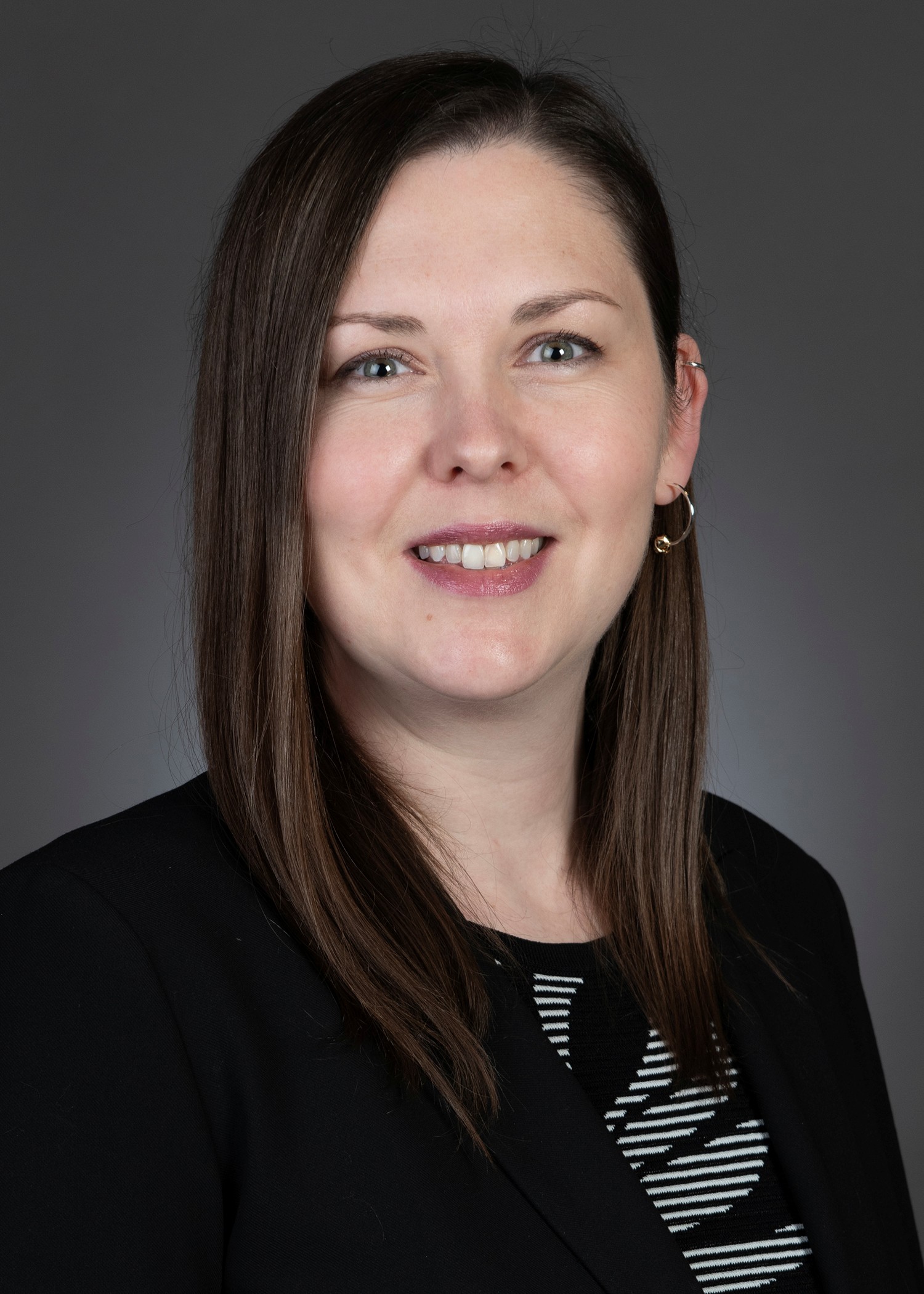 Allison Lawshe Headshot