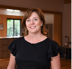 Jenni-staff-photo